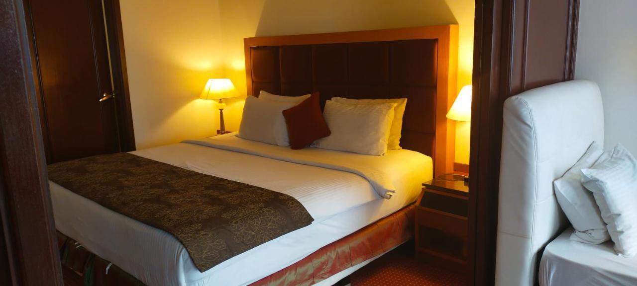 Bbs Suites At Times Square Kl Куала Лумпур Екстериор снимка
