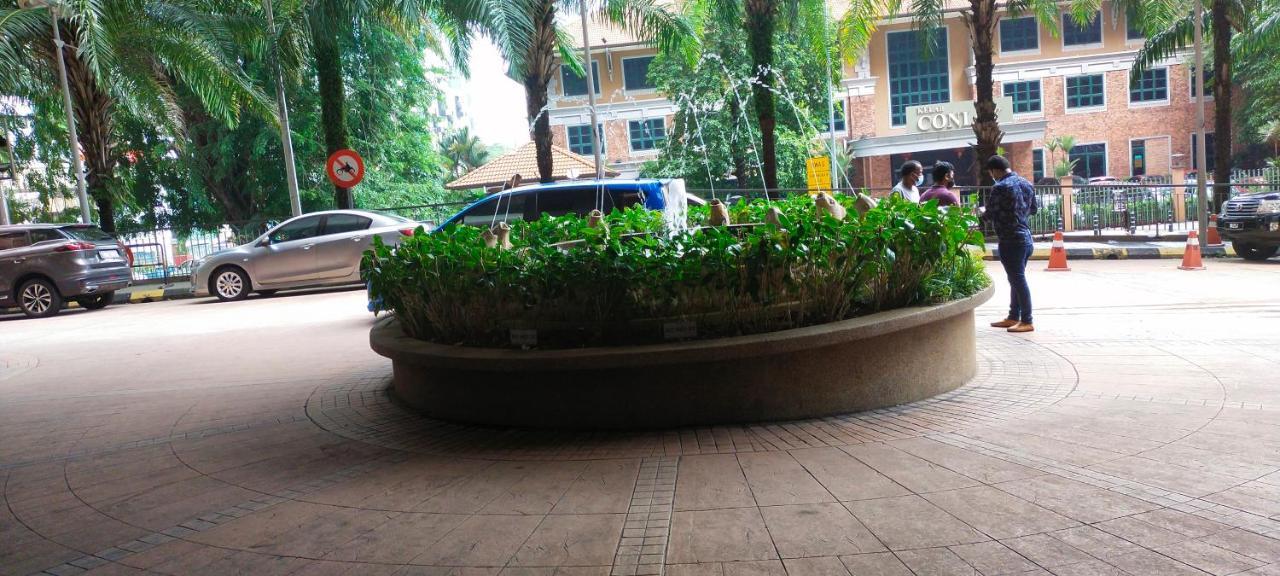 Bbs Suites At Times Square Kl Куала Лумпур Екстериор снимка