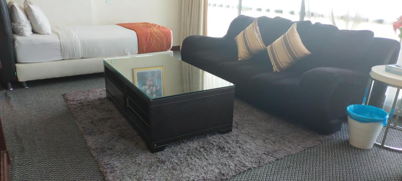 Bbs Suites At Times Square Kl Куала Лумпур Екстериор снимка