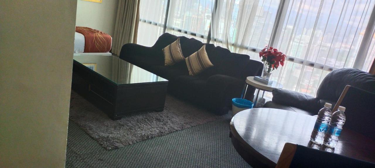 Bbs Suites At Times Square Kl Куала Лумпур Екстериор снимка