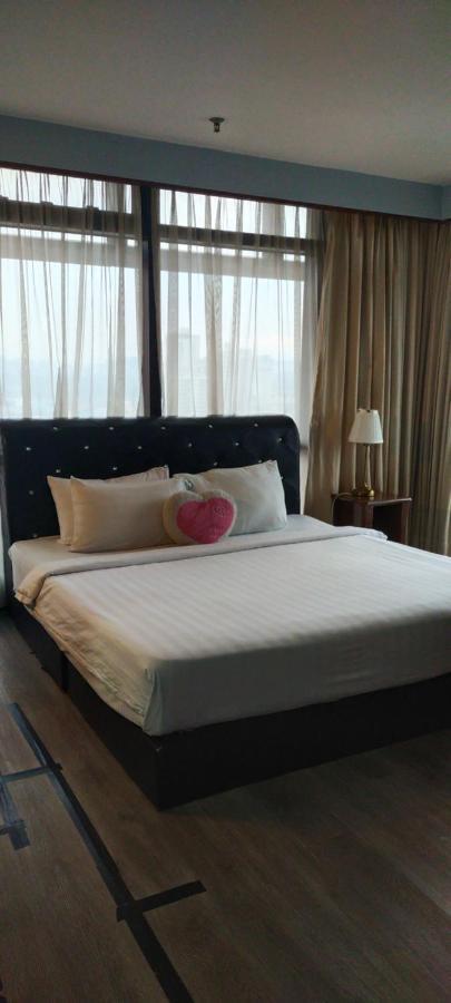 Bbs Suites At Times Square Kl Куала Лумпур Екстериор снимка